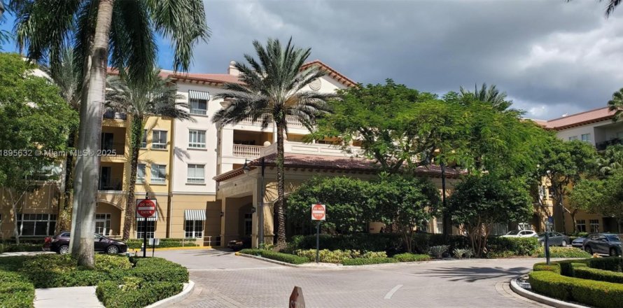 Condo in Weston, Florida, 1 bedroom  № 1956965