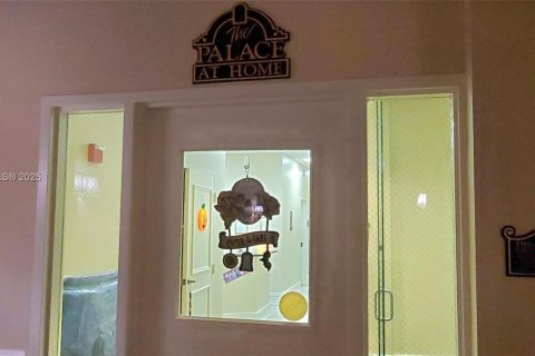 Condo in Weston, Florida, 1 bedroom  № 1956965 - photo 8