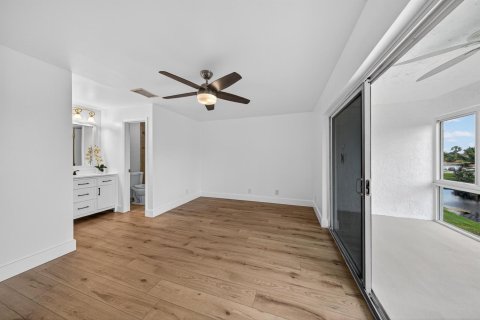 Condo in Margate, Florida, 2 bedrooms № 2175849 - photo 24