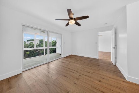 Condo in Margate, Florida, 2 bedrooms № 2175849 - photo 5
