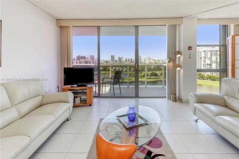 Купить кондоминиум в Авентура, Флорида 2 спальни, 92.53м2, № 1960790 - фото 12