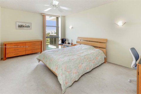 Купить кондоминиум в Авентура, Флорида 2 спальни, 92.53м2, № 1960790 - фото 16