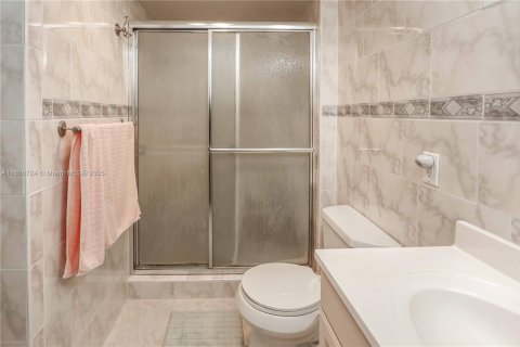 Купить кондоминиум в Авентура, Флорида 2 спальни, 92.53м2, № 1960790 - фото 15