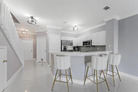 Touwnhouse à louer à Cape Coral, Floride: 2 chambres, 108.79 m2 № 2433693 - photo 3