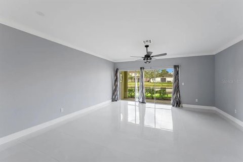 Touwnhouse à louer à Cape Coral, Floride: 2 chambres, 108.79 m2 № 2433693 - photo 6