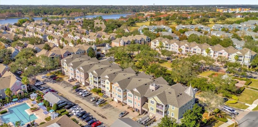 Condominio en Orlando, Florida, 2 dormitorios  № 1542071