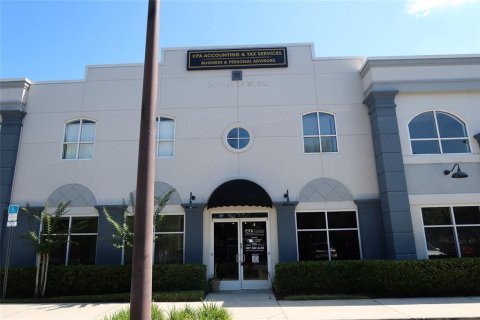 Immobilier commercial à louer à Orlando, Floride: 238.02 m2 № 2134091 - photo 2
