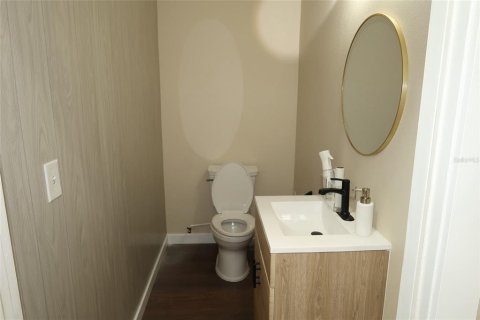 Immobilier commercial à louer à Orlando, Floride: 238.02 m2 № 2134091 - photo 7
