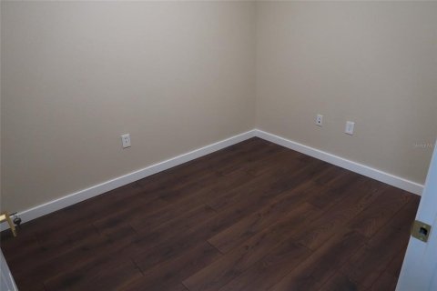 Immobilier commercial à louer à Orlando, Floride: 238.02 m2 № 2134091 - photo 8