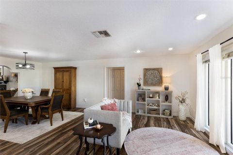 Villa ou maison à vendre à Sarasota, Floride: 6 chambres, 397.34 m2 № 2148333 - photo 17