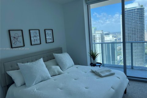 Condo in Miami, Florida, 2 bedrooms  № 1960043 - photo 17
