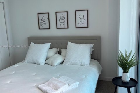 Condo in Miami, Florida, 2 bedrooms  № 1960043 - photo 18