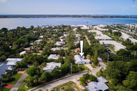 Villa ou maison à Stuart, Floride 4 chambres, 217.58 m2 № 2300756