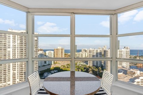 Condominio en venta en Aventura, Florida, 2 dormitorios, 134.43 m2 № 1712713 - foto 20