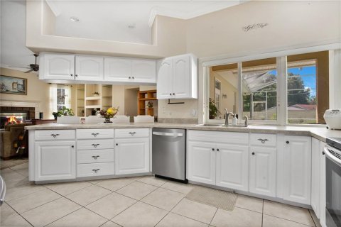 Casa en venta en Auburndale, Florida, 4 dormitorios, 276.11 m2 № 1536217 - foto 6