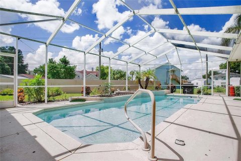 Casa en venta en Auburndale, Florida, 4 dormitorios, 276.11 m2 № 1536217 - foto 14