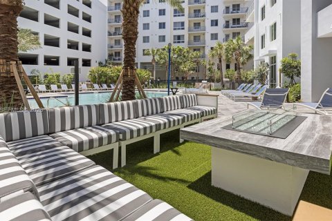 Apartamento en alquiler en West Palm Beach, Florida, 1 dormitorio, 62.43 m2 № 2019637 - foto 26