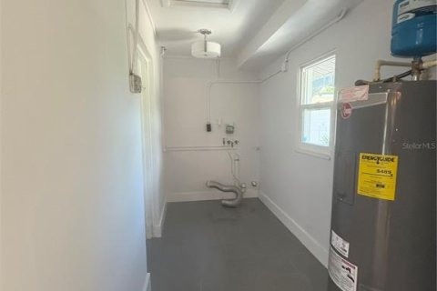 Casa en venta en Tampa, Florida, 3 dormitorios, 104.24 m2 № 1851343 - foto 21