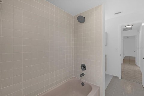 Casa en venta en Windermere, Florida, 4 dormitorios, 190.45 m2 № 2150484 - foto 20
