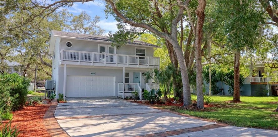 House in Palm Harbor, Florida 3 bedrooms, 170.94 sq.m. № 1804714