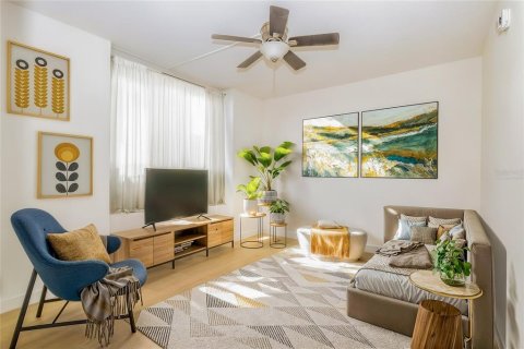 Condo in South Pasadena, Florida, 2 bedrooms  № 2151168 - photo 28