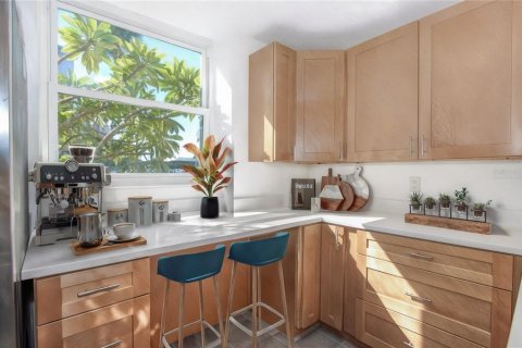 Condo in South Pasadena, Florida, 2 bedrooms  № 2151168 - photo 15