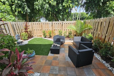 Townhouse in Homestead, Florida 3 bedrooms, 137.77 sq.m. № 2060329 - photo 22