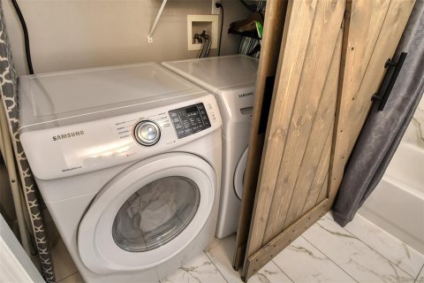 Купить кондоминиум в Сарасота, Флорида 5 комнат, 109.62м2, № 1576683 - фото 22
