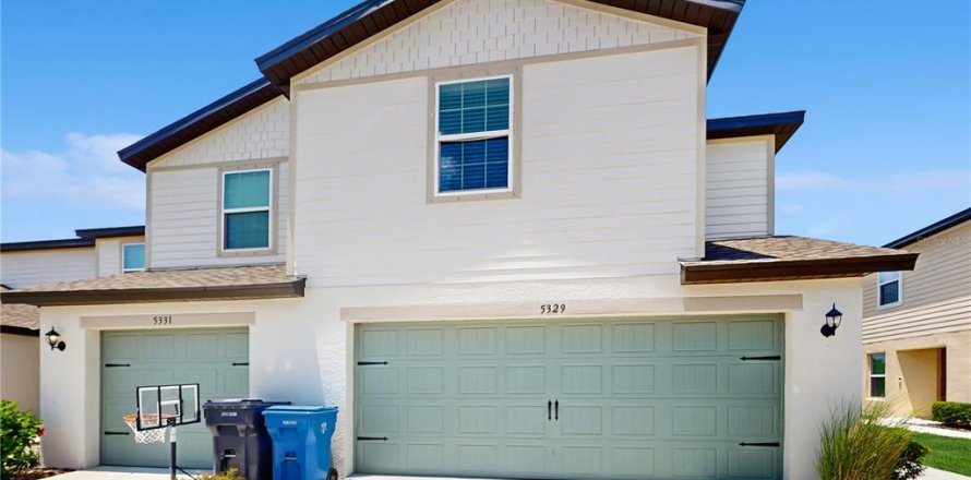Adosado en Tampa, Florida 3 dormitorios, 172.8 m2 № 1742830