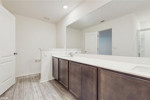 Adosado en venta en Tampa, Florida, 3 dormitorios, 172.8 m2 № 1742830 - foto 16