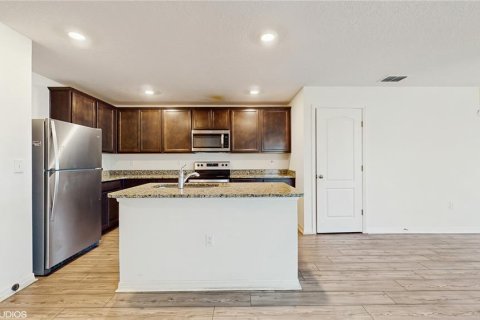 Adosado en venta en Tampa, Florida, 3 dormitorios, 172.8 m2 № 1742830 - foto 8