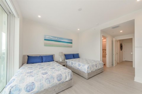 Condo in Clearwater, Florida, 3 bedrooms  № 251653 - photo 25