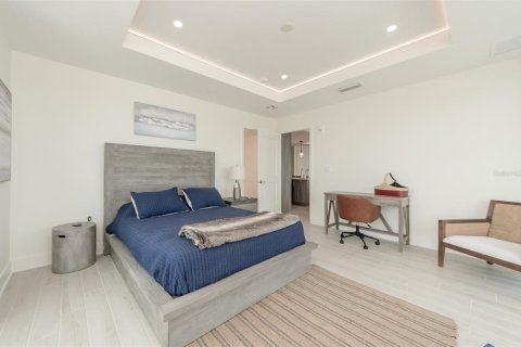 Condo in Clearwater, Florida, 3 bedrooms  № 251653 - photo 16