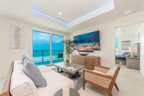 Condo in Clearwater, Florida, 3 bedrooms  № 251653 - photo 5