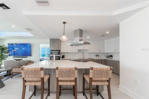 Condo in Clearwater, Florida, 3 bedrooms  № 251653 - photo 13