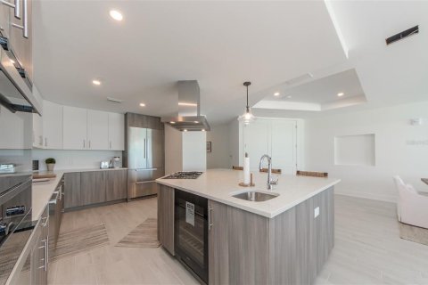 Condo in Clearwater, Florida, 3 bedrooms  № 251653 - photo 11