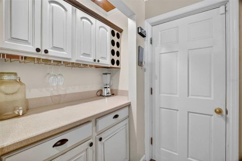 Casa en venta en Mount Dora, Florida, 3 dormitorios, 225.2 m2 № 1908808 - foto 16