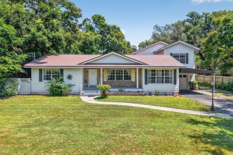 Casa en venta en Mount Dora, Florida, 3 dormitorios, 225.2 m2 № 1908808 - foto 1