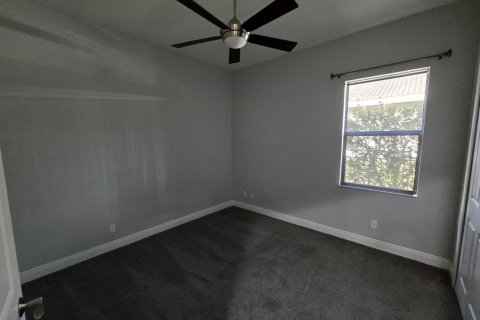 Casa en venta en Jensen Beach, Florida, 4 dormitorios, 240.52 m2 № 2084701 - foto 13
