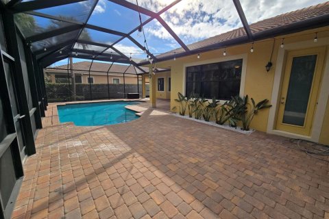 Casa en venta en Jensen Beach, Florida, 4 dormitorios, 240.52 m2 № 2084701 - foto 24