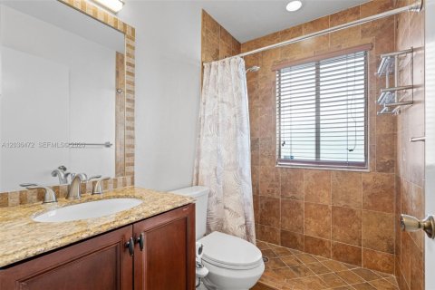 Villa ou maison à vendre à Miami, Floride: 3 chambres, 130.62 m2 № 2084300 - photo 28