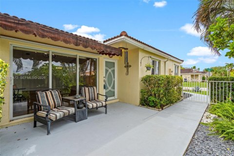 Villa ou maison à vendre à Miami, Floride: 3 chambres, 130.62 m2 № 2084300 - photo 7