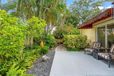 Villa ou maison à vendre à Miami, Floride: 3 chambres, 130.62 m2 № 2084300 - photo 5