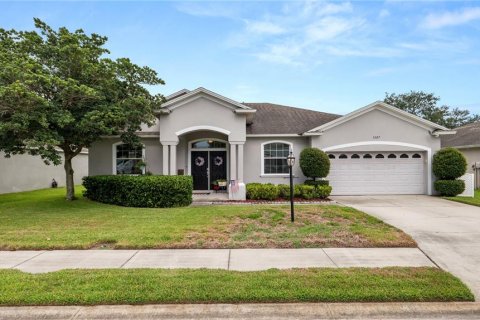 House in Lakeland, Florida 4 bedrooms, 210.52 sq.m. № 2350314