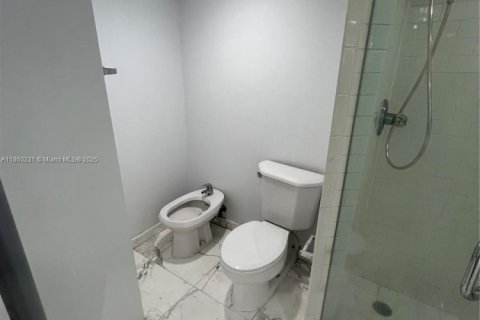 Copropriété à louer à Miami Beach, Floride: 2 chambres, 154.22 m2 № 1890559 - photo 27