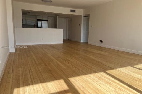 Copropriété à louer à Miami Beach, Floride: 2 chambres, 154.22 m2 № 1890559 - photo 8