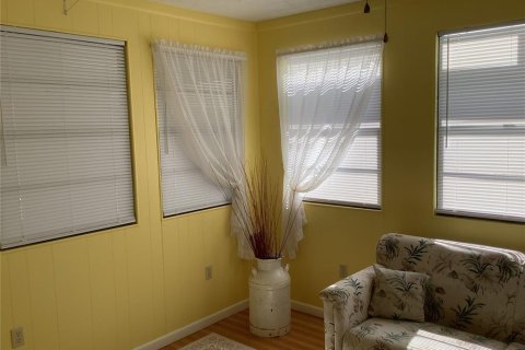 House in Brooksville, Florida 2 bedrooms, 102.38 sq.m. № 2157336 - photo 23