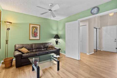 Casa en venta en Coconut Creek, Florida, 3 dormitorios, 174.28 m2 № 2361968 - foto 29