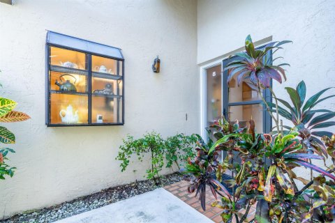 Casa en venta en Coconut Creek, Florida, 3 dormitorios, 174.28 m2 № 2361968 - foto 3