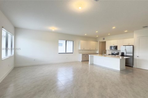 Casa en alquiler en Ave Maria, Florida, 3 dormitorios, 188.41 m2 № 2076938 - foto 6